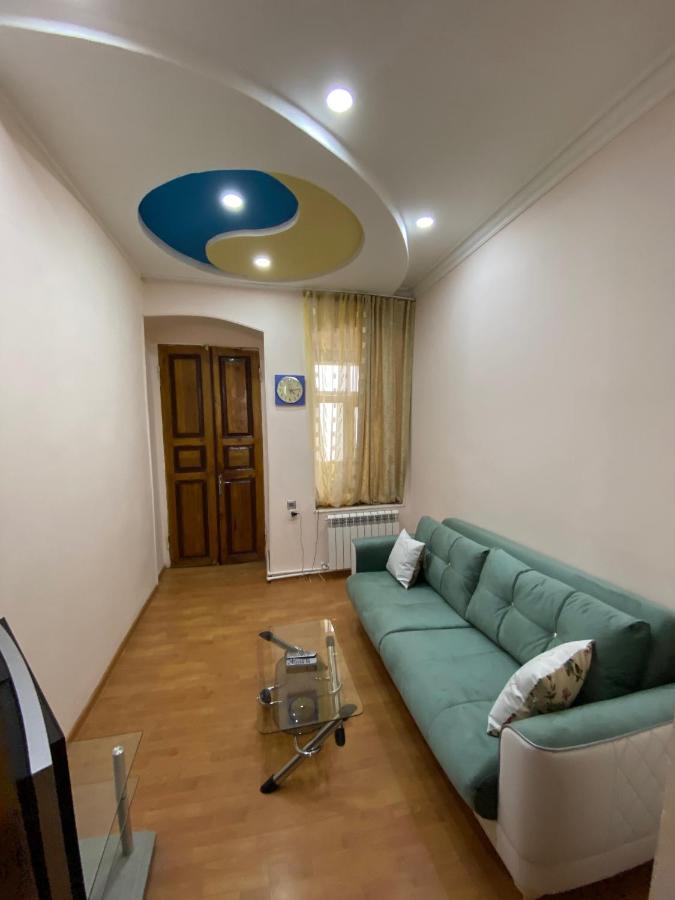 Cozy Old City Apartment Baku Bagian luar foto