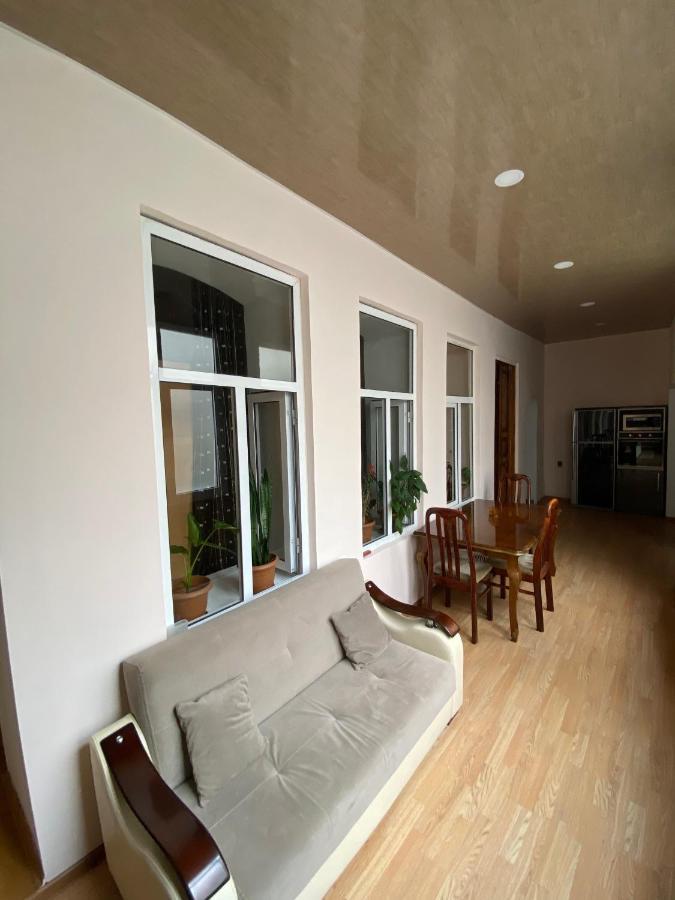 Cozy Old City Apartment Baku Bagian luar foto